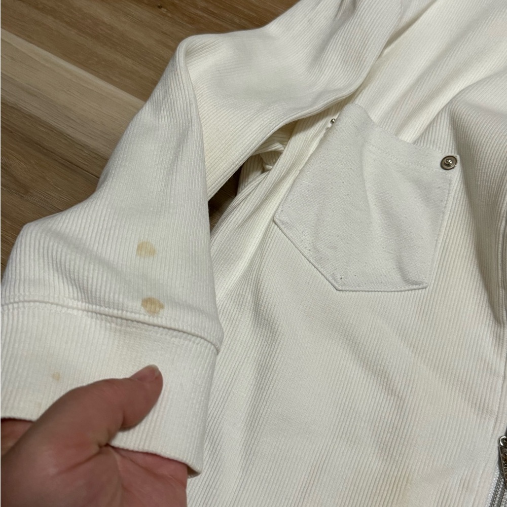 White Jacket - Picture 4 of 10